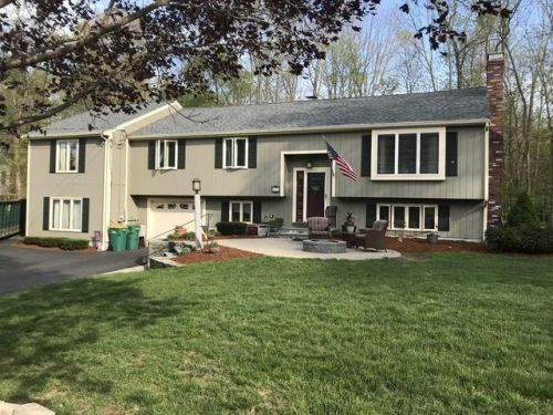 47 Tanya Dr, Mansfield, MA 02048 exterior