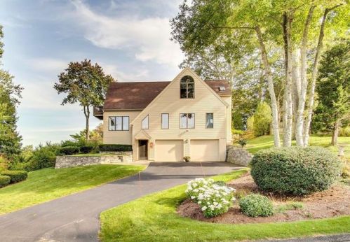 31 Dwight Rd, Marshfield, MA 02050 exterior