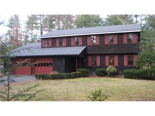 10 Fawn Dr, Granby, CT 06035 exterior