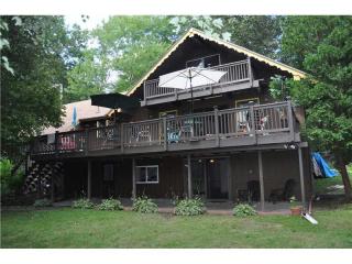 47 Lake View Cir, Glocester, RI 02814 exterior