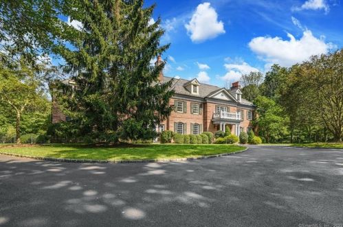 124 Lukes Wood Rd, New-Canaan, CT 06840 exterior