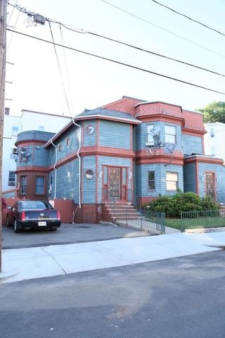 34 Gardner St, Chelsea, MA 02150 exterior