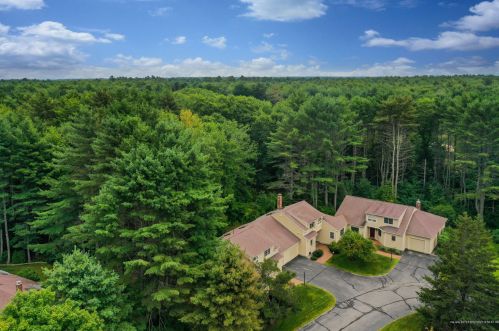 17 Apple Tree Dr, Brunswick, ME 04011 exterior