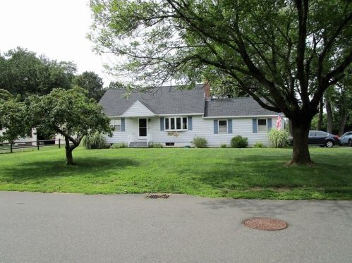 103 Herrman St, West Springfield, MA 01089 exterior