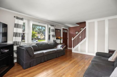 423 Peet St, Bridgeport, CT 06606 exterior