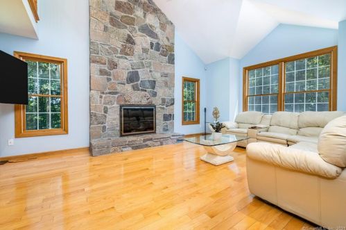 113 Allentown Rd, Waterbury, CT 06716 exterior