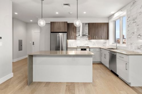 50 Symphony Rd, Boston, MA 02115 exterior