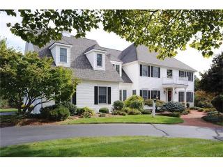 644 Tamarack Rd, Cheshire, CT 06410 exterior