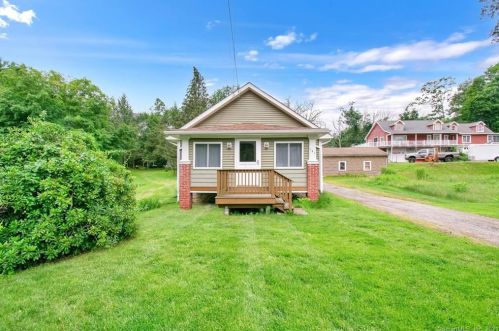 141 Stafford Rd, North-Windham, CT 06250 exterior