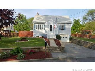 14 Millstone Rd, Waterford, CT 06385 exterior