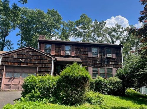 30 Soundview Dr, Stamford, CT 06902 exterior