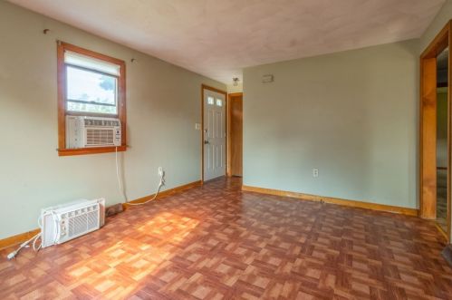 13 Faulkner St, Billerica, MA 01862 exterior