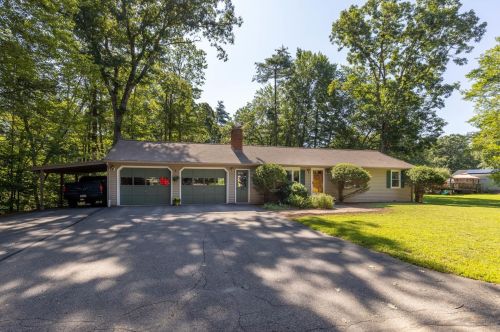 11 Partridge Ln, Rollinsford, NH 03869 exterior