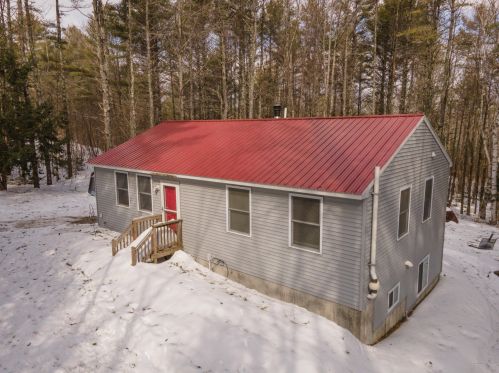 221 Rayville Rd, Otisfield, ME 04270 exterior