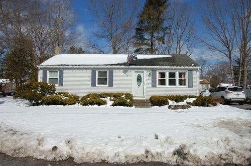 13 Nottingham Rd, Oxford, MA 01540 exterior