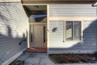 218 Lyon Farm Dr, Greenwich, CT 06831 exterior