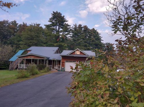 287 Deering Center Rd, Deering, NH 03244 exterior
