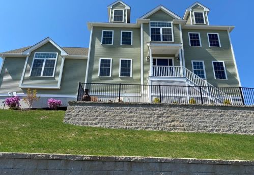 19 Overlook Dr, Danvers, MA 01923 exterior