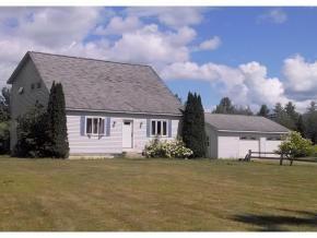 404 Jones Hill Rd, Canaan, NH 03741 exterior