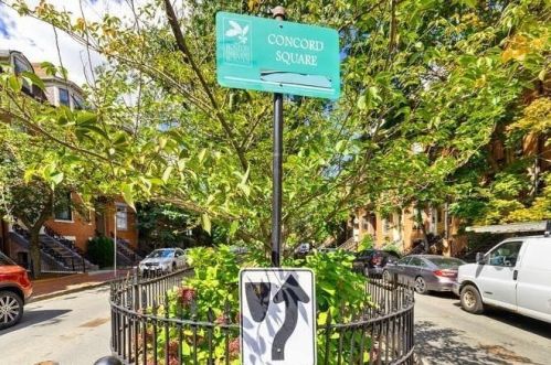 1 Concord Sq, Roxbury Xing, MA 02118 exterior