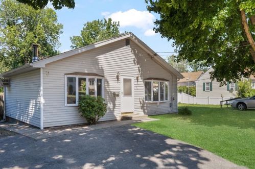 65 Rodman St, Woonsocket, RI 02895 exterior