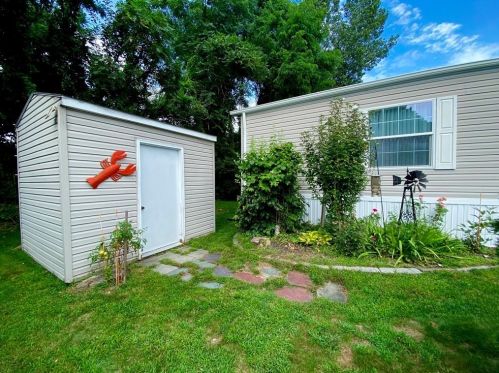 84 Celebration Cir, Chicopee, MA 01020 exterior