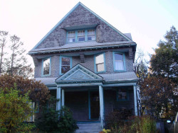 17 Fairview St, Newton, MA 02458 exterior