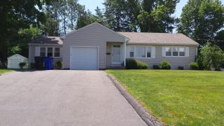 10 Pasture Trl, Hartford, CT 06109 exterior
