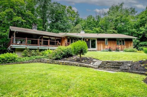 249 Parmelee Hill Rd, Durham, CT 06422 exterior