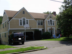 10 Brandeis Cir, Newton, MA 02459 exterior