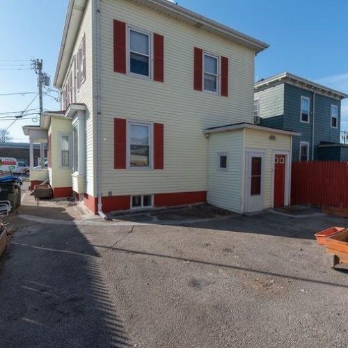 9 Yorktown Pl, Providence, RI 02908 exterior