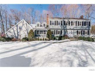 39 Pipers Hill Rd, Wilton, CT 06897 exterior