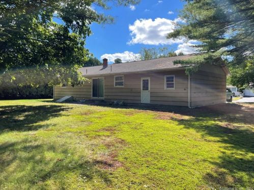 44 Davis St, Killingly, CT 06239 exterior