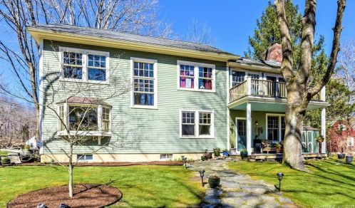 45 Maple St, Chester, CT 06412 exterior