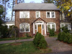 17 Richmond Rd, Newton, MA 02458 exterior