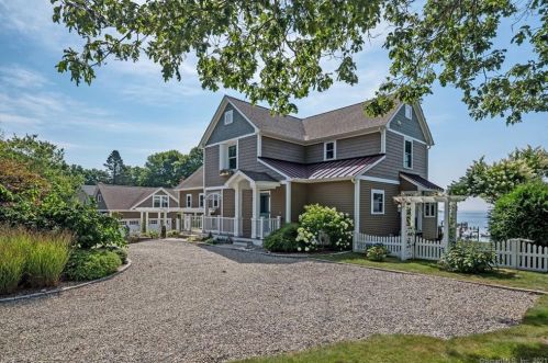 20 Jordan Cove Rd, Waterford, CT 06385 exterior