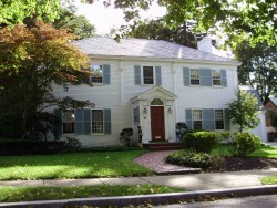 34 Cotton St, Newton, MA 02458 exterior