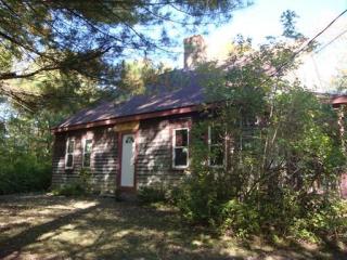 105 Cedar St, Middleboro, MA 02346 exterior