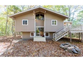 48 Langdorf St, Moultonborough, NH 03254 exterior