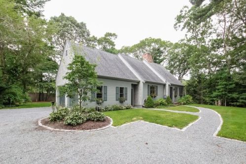 33 Waterfield Rd, Osterville, MA 02655 exterior