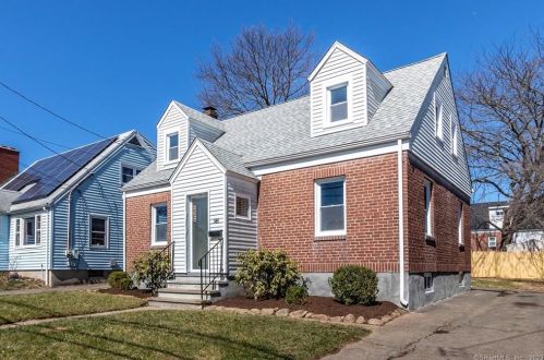 914 Birmingham St, Bridgeport, CT 06606 exterior