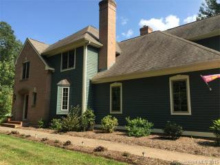21 Bluebird Ln, Hebron, CT 06248 exterior