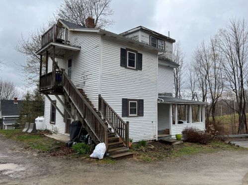 31 Tibbetts St, Brewer, ME 04412 exterior
