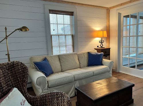 51 Landmark Ave, Mashpee, MA 02649 exterior