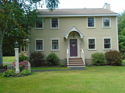 34 Irving Dr, Concord, NH 03301 exterior