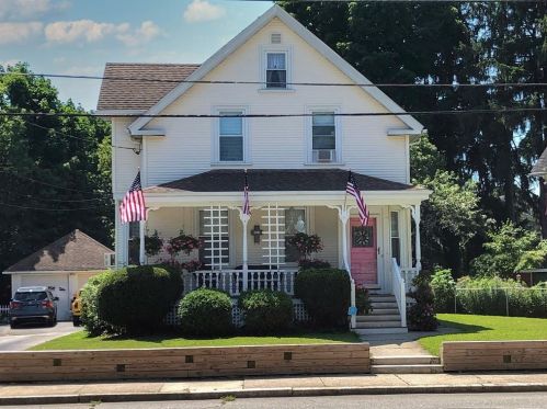 40 Coe St, Woonsocket, RI 02895 exterior