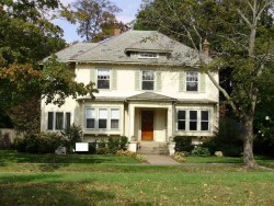 267 Commonwealth Ave, Newton, MA 02459 exterior
