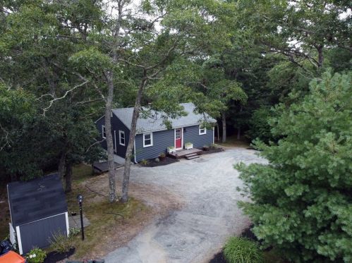 7 Crescent Rd, Plymouth, MA 02360 exterior