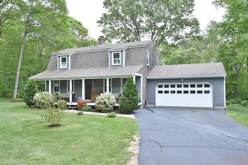 3022 Post Rd, Wakefield, RI 02879 exterior