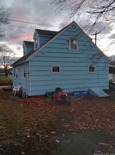 56 Cottage St, Killingly, CT 06239 exterior